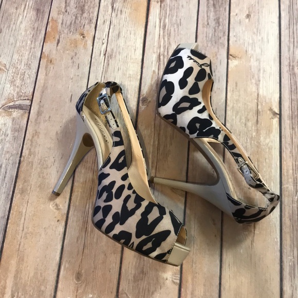 animal print heels